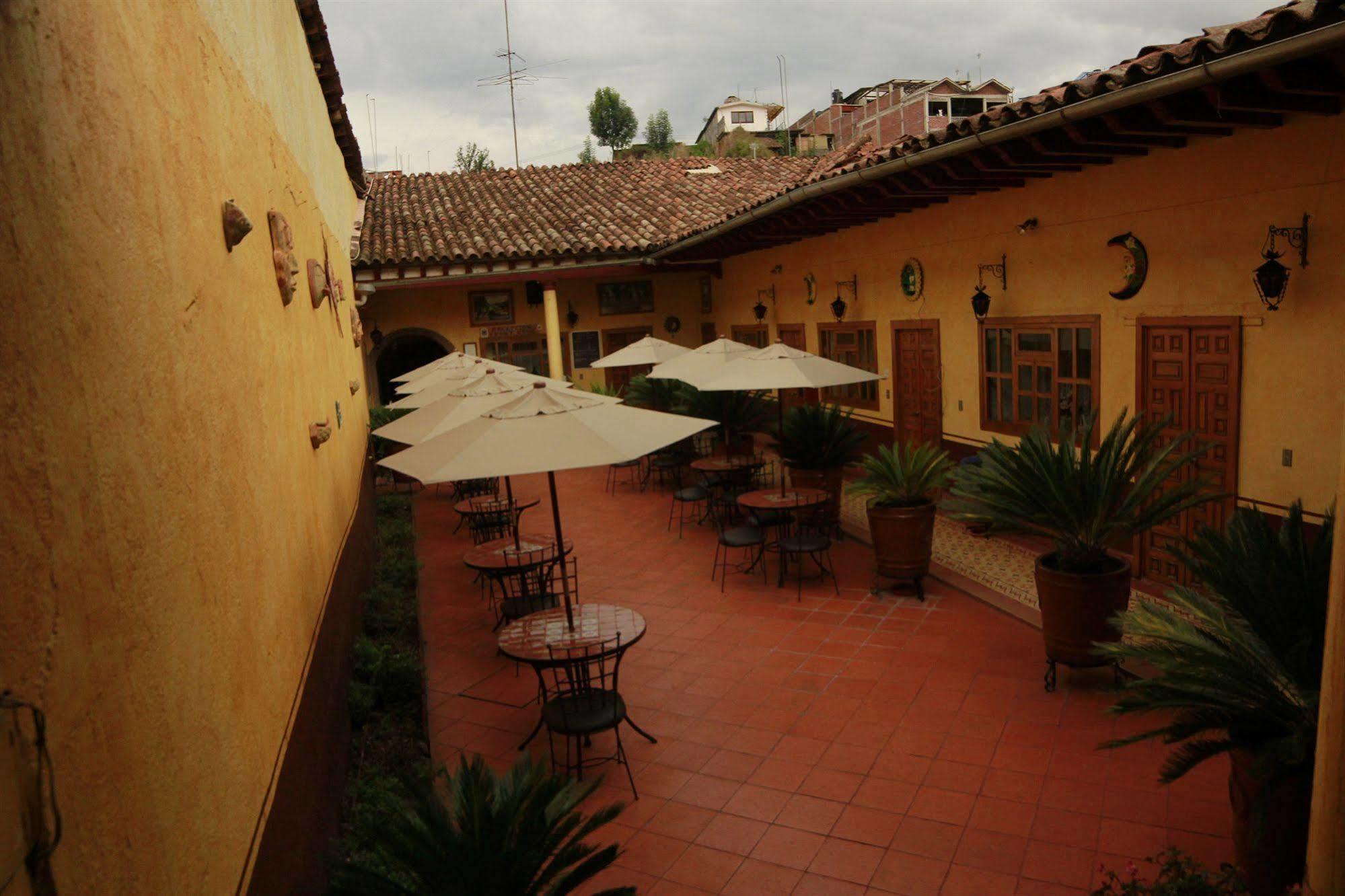 Posada de la Salud Pátzcuaro Exterior foto